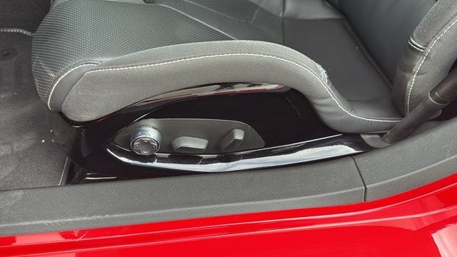 2025 Chevrolet Corvette Stingray 2LT