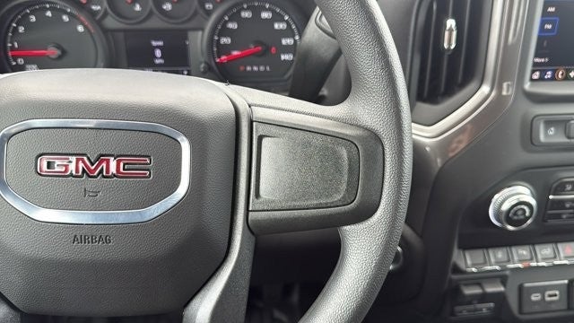 2025 GMC Sierra 2500 HD Pro