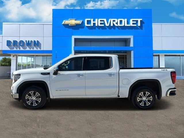 2025 GMC Sierra 1500 SLT