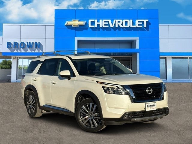 2022 Nissan Pathfinder Platinum